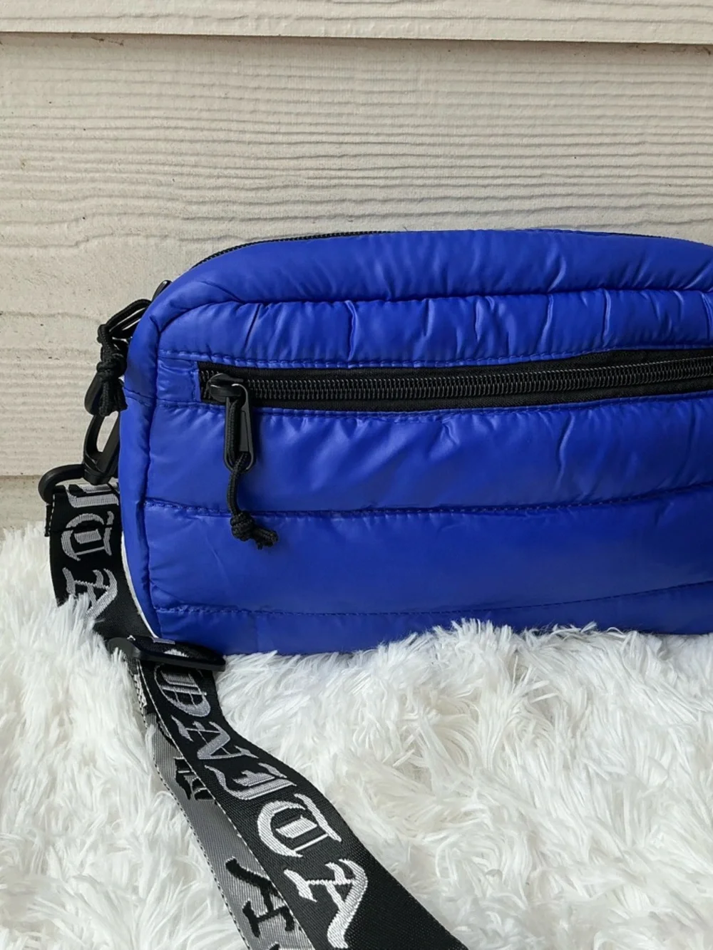 Viva La Bonita Quilted Puffer Crossbody - Electric Blue with Black/White Strap - Picture 3 of 8